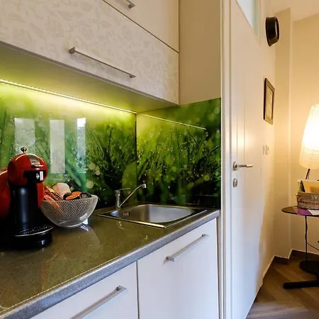 Enjoy Apartment *