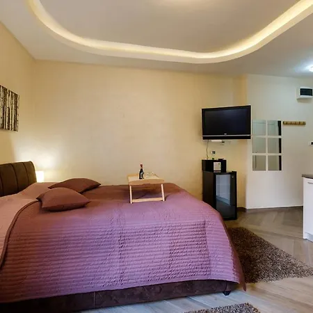 Enjoy Apartment